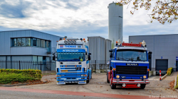 20251019-Tom-Holding-00521